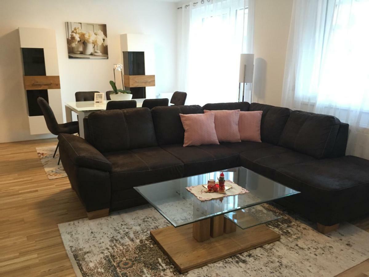 Apartment White Vintage Park View Vienna
